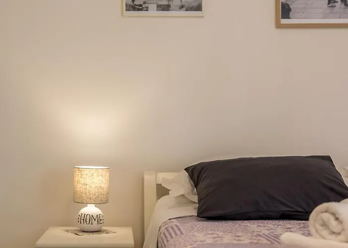 Downtown Apartment Split